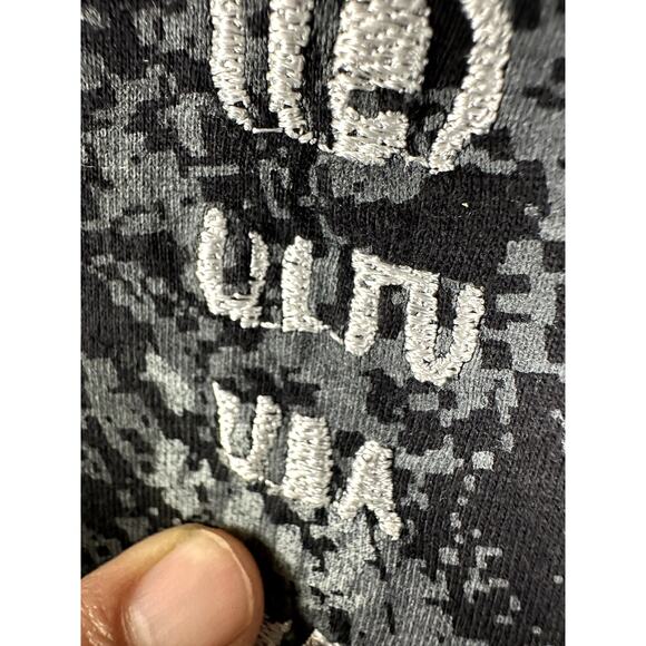 Sean John Embroidered Graphic Shirt Y2K Style Black White Gray Mens 2XL XXL 2010 - Picture 4 of 9